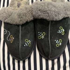 UGG Black Suede Shearling Lined Slippers with Bee-dazzled pattern—size 39